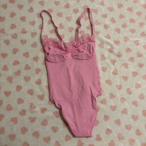 New Skims Seamless Sculpt Lace Thong Bodysuit Bubble Gum Pink Size Small